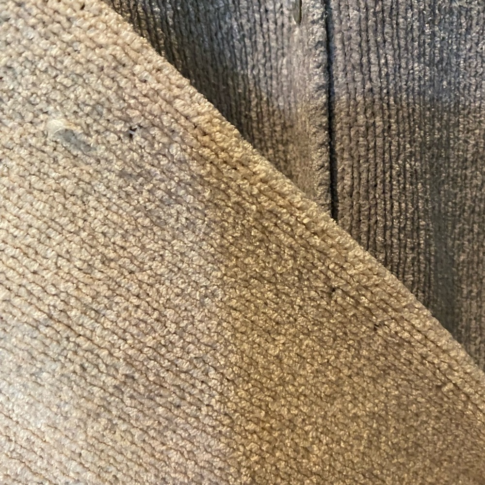 🎈Button Up Sweater 75% Silk - Picture 6 of 10